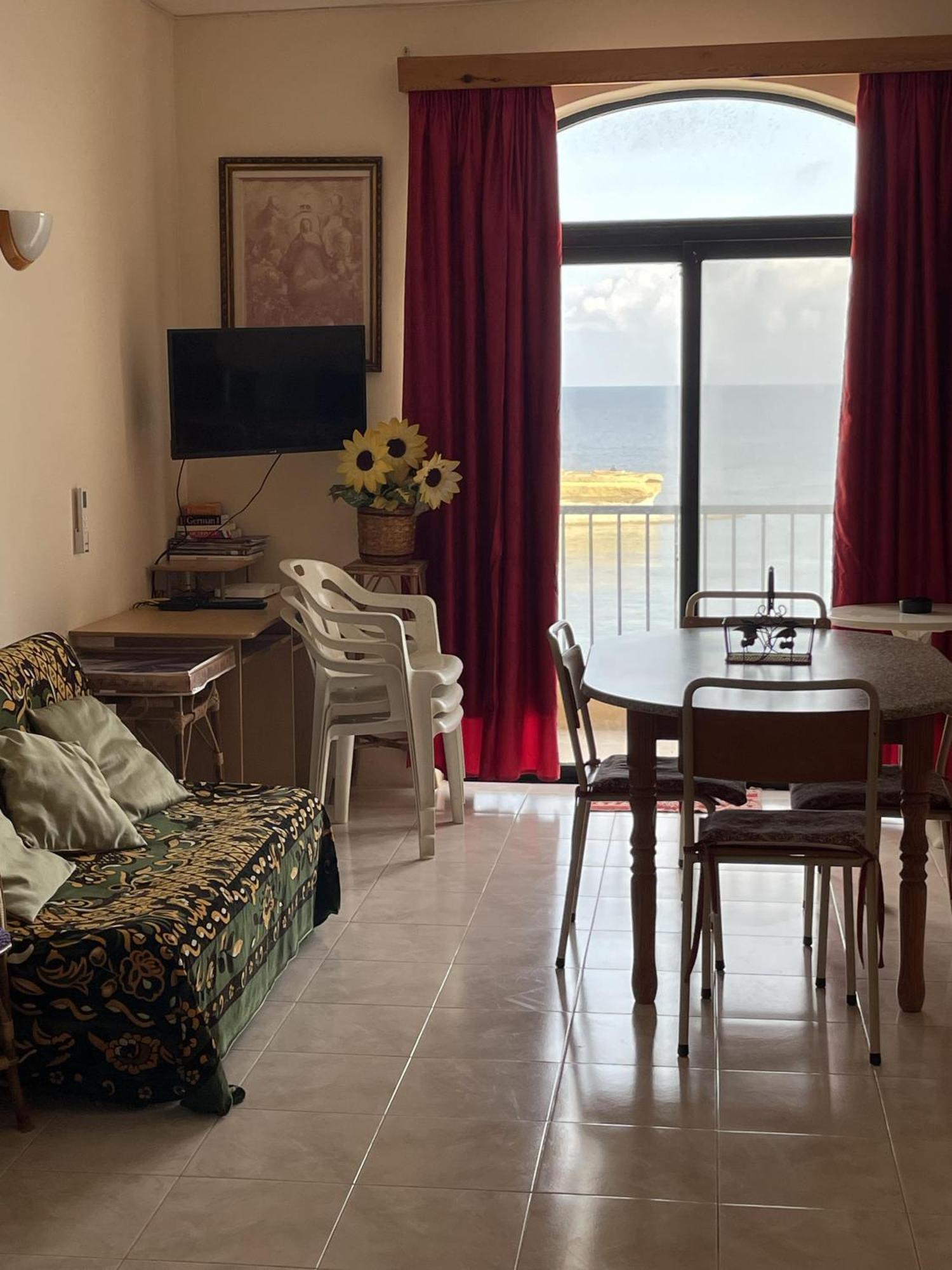 Marsalforn Seaview Apartment In A Quiet Area Qbajjar Ngoại thất bức ảnh